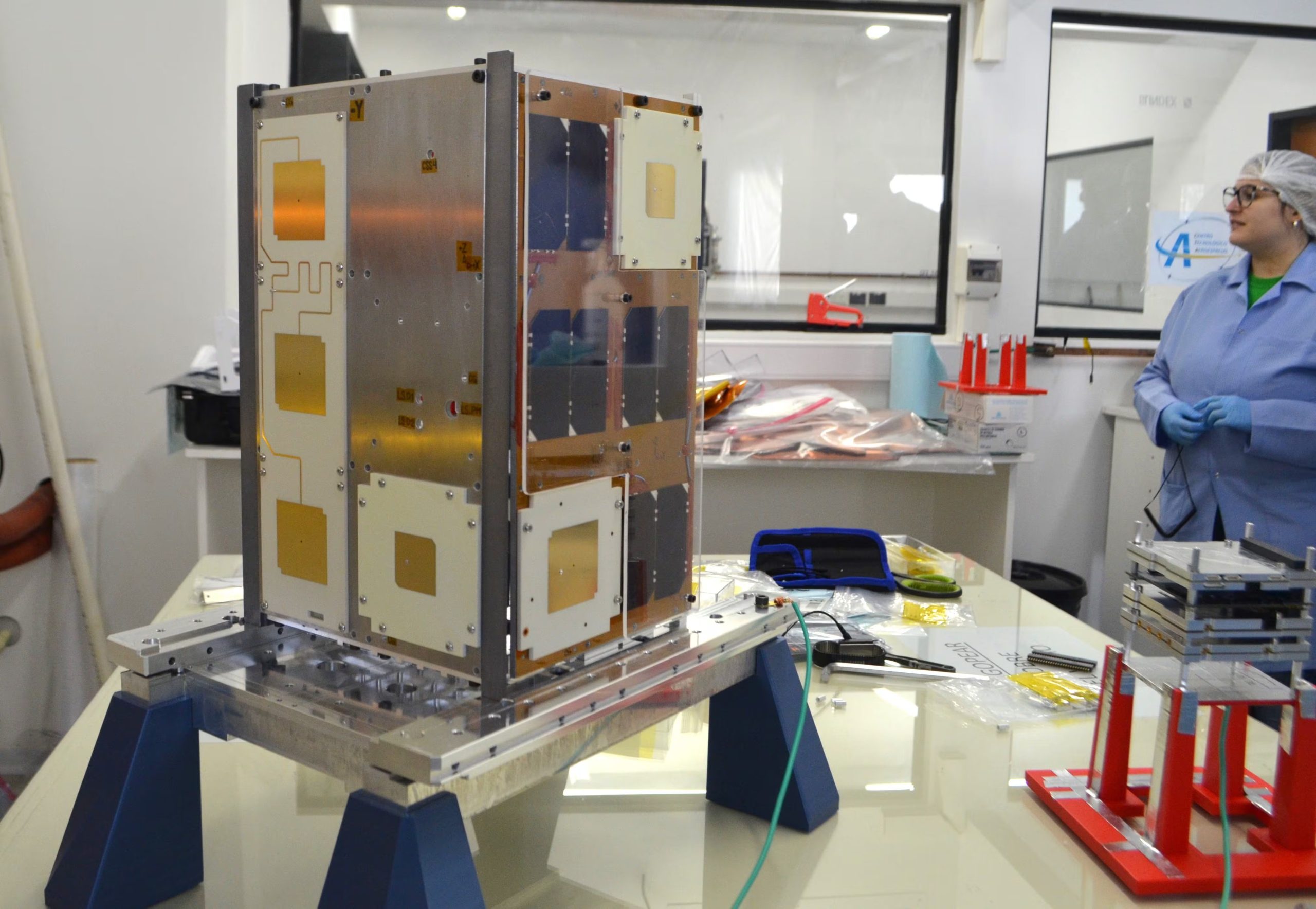 La participación argentina en Artemis II posiciona al país entre los pocos con tecnología propia integrada en una misión lunar tripulada (UNLP)
