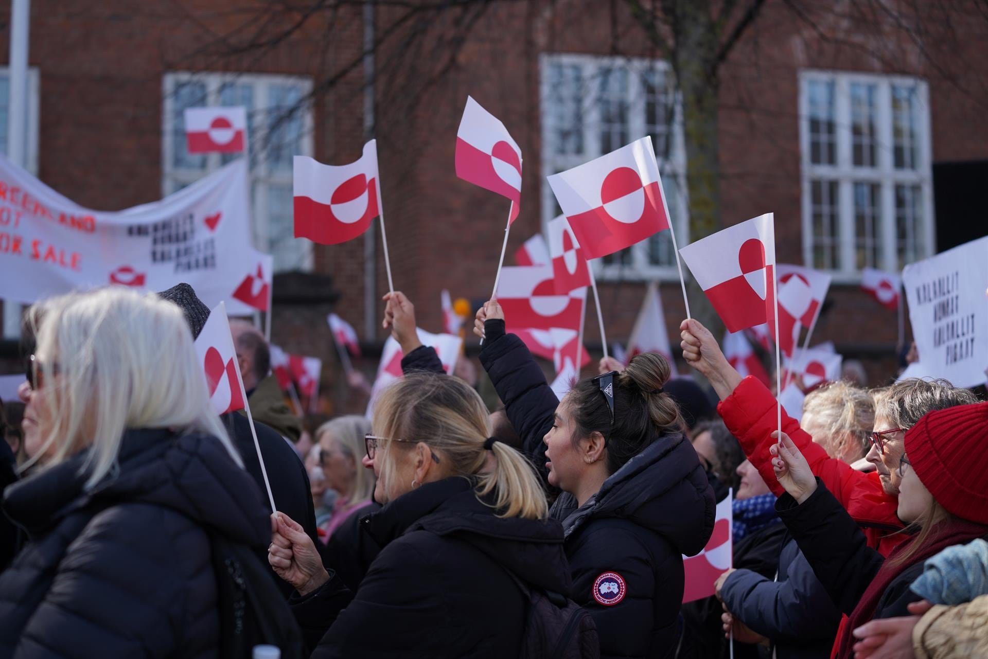 Protestas en Dinamarca y rechazo de líderes europeos como Keir Starmer y Ulf Kristersson a la presión de EE.UU. sobre Groenlandia y la OTAN