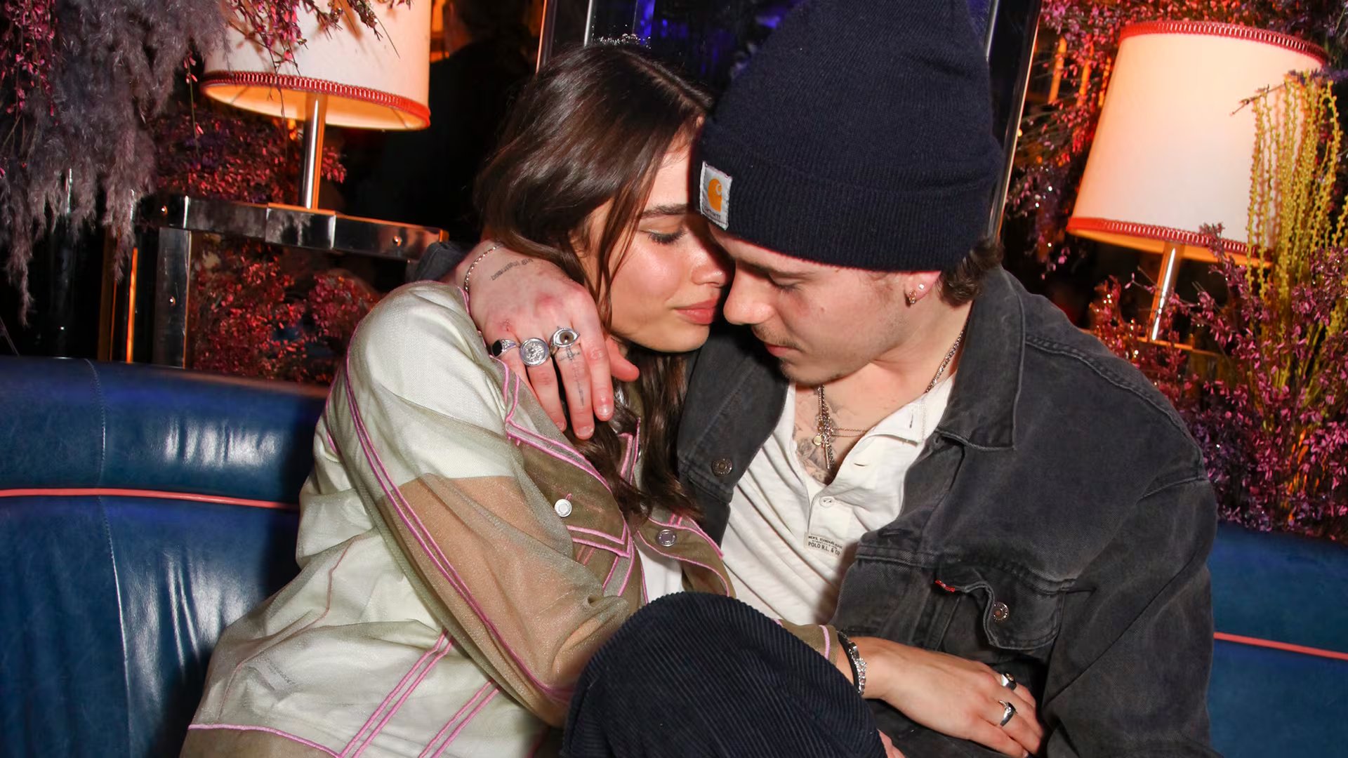 El portavoz de Hana Cross confirmó que la modelo decidió no hacer declaraciones públicas sobre la familia Beckham y Brooklyn por voluntad propia (CAMERA PRESS/James Peltekian)