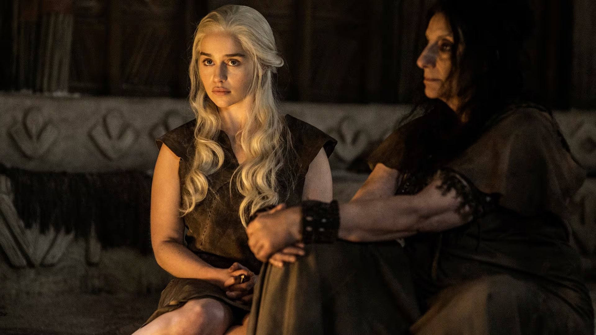 El aprendizaje de técnicas propias y la preparación intensiva permitieron a Clarke adaptarse a la presión y a los desafíos de los rodajes