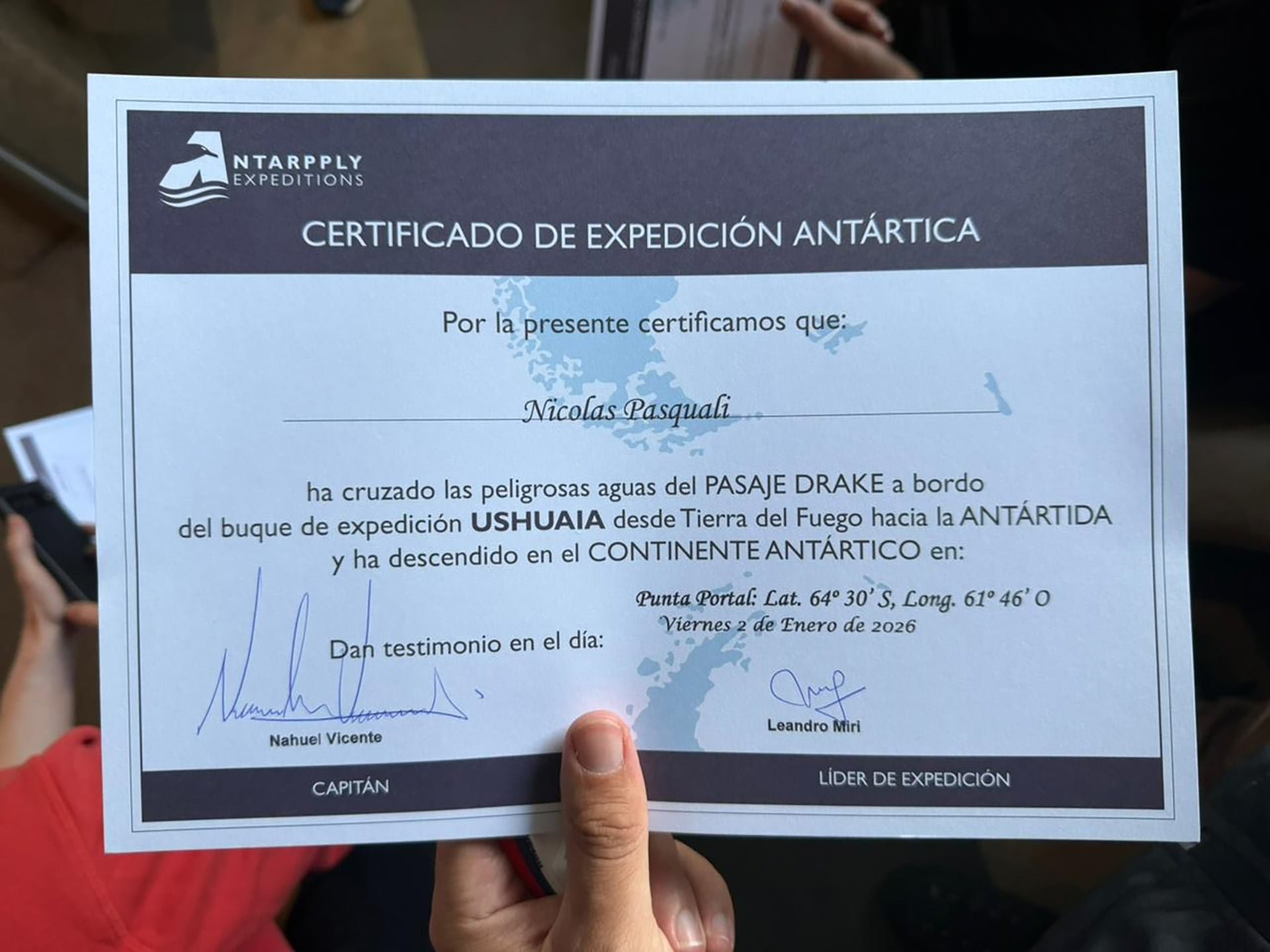 Nicolás obtuvo el Certificado de Expedición Antártica