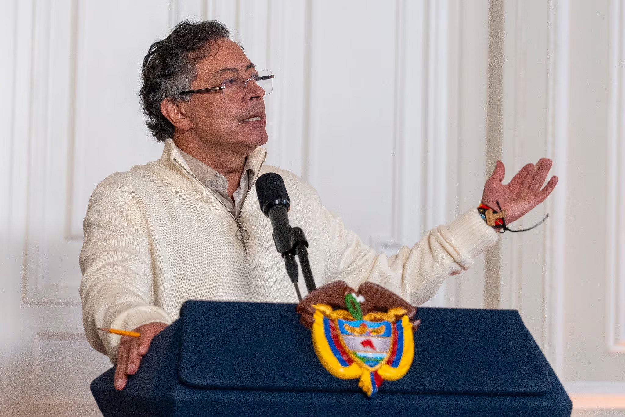 Petro declara que la presión social de las parejas impulsa el robo de celulares entre jóvenes pobres de la capital colombiana - crédito Presidencia