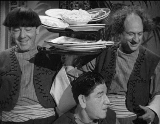 Los Tres Chiflados, integrados por Moe, Curly y Larry, revolucionaron el humor en Hollywood con más de novecientos cortometrajes producidos entre 1934 y 1946