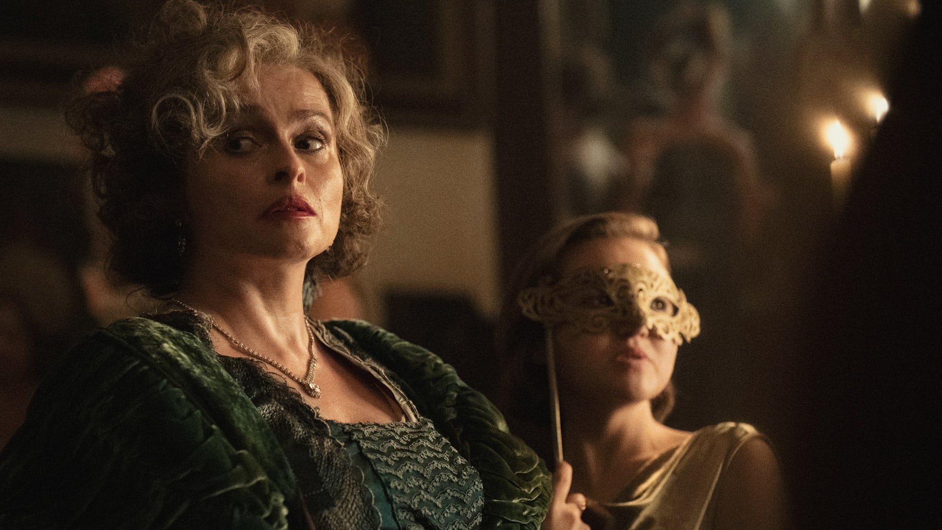 Helena Bonhan-Carter en 'Agatha Christie: La siete esferas' (Netflix)
