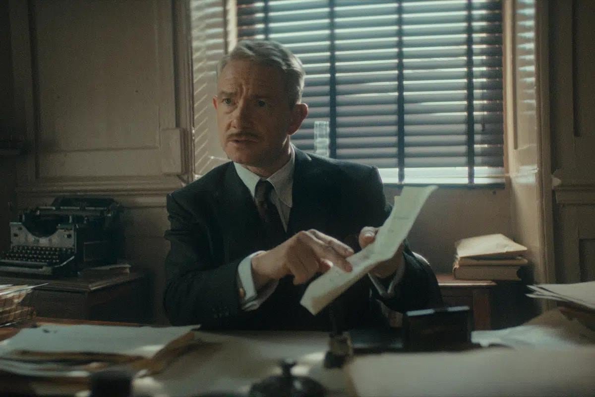Martin Freeman en 'Agatha Christie: Las siete esferas'. (Netflix)