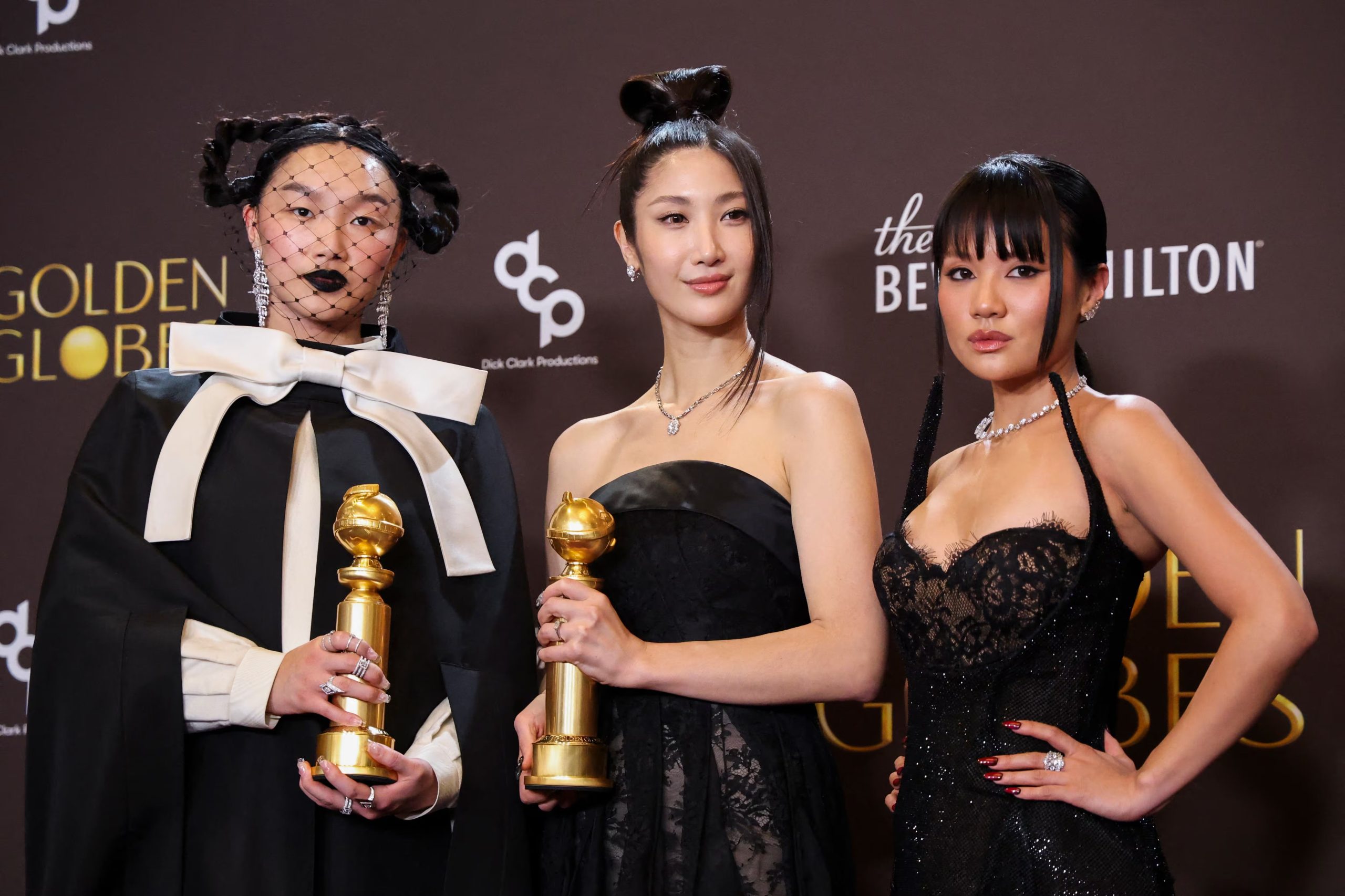 Las cantantes EJAE, Audrey Nuna y Rei Ami interpretan las canciones de HUNTR/X. REUTERS/Mario Anzuoni