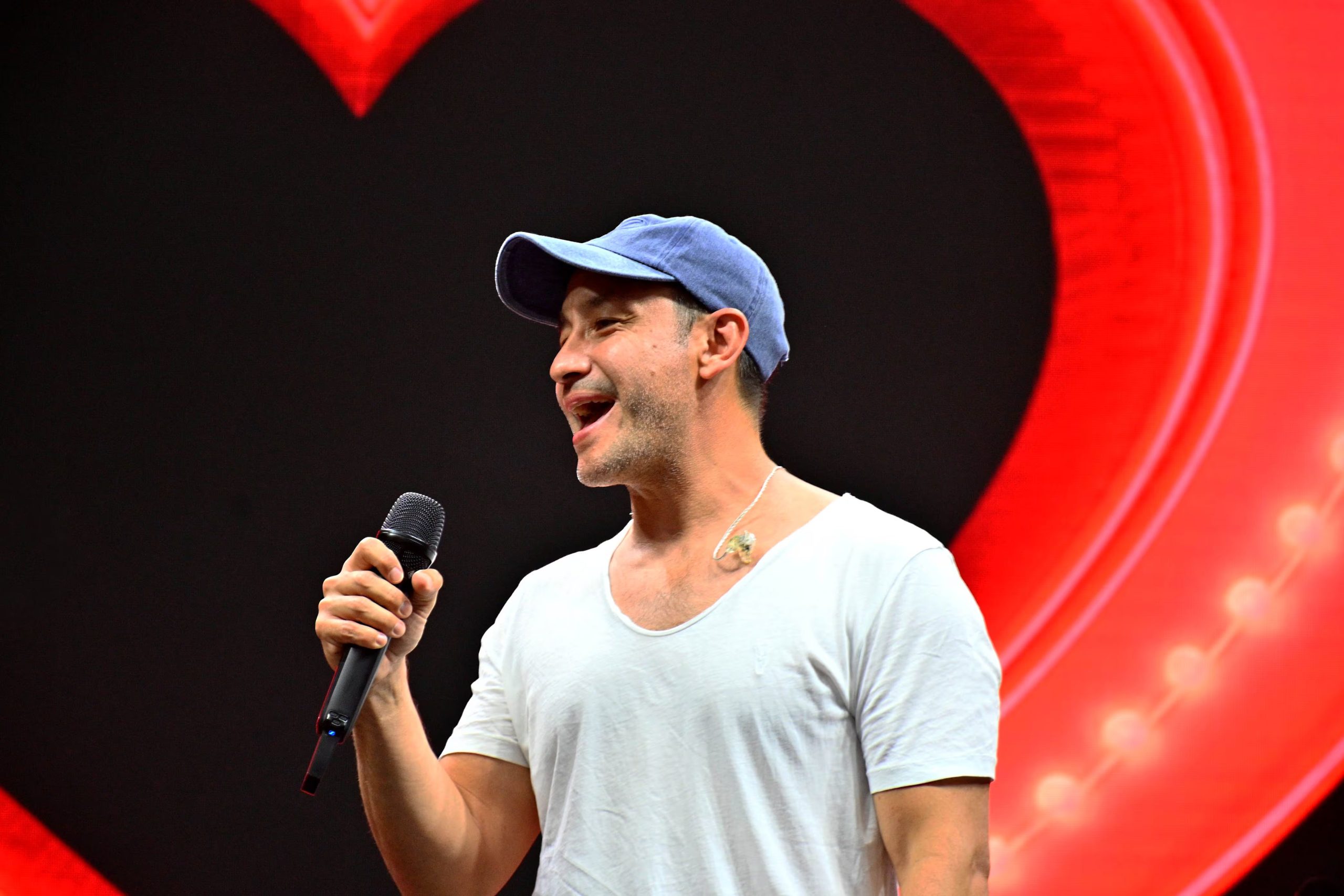 El cantante argentino expresó su felicidad por reencontrarse con el público de Mar del Plata y el entusiasmo que genera la temporada de verano en La Feliz (José Tetty)