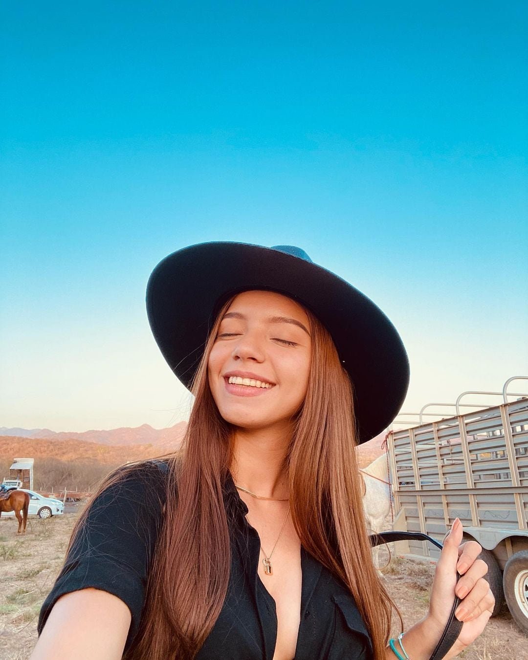 María Fernanda, hijastra de Luis Ángel El Flaco. (Instagram/@roblessfernanda)