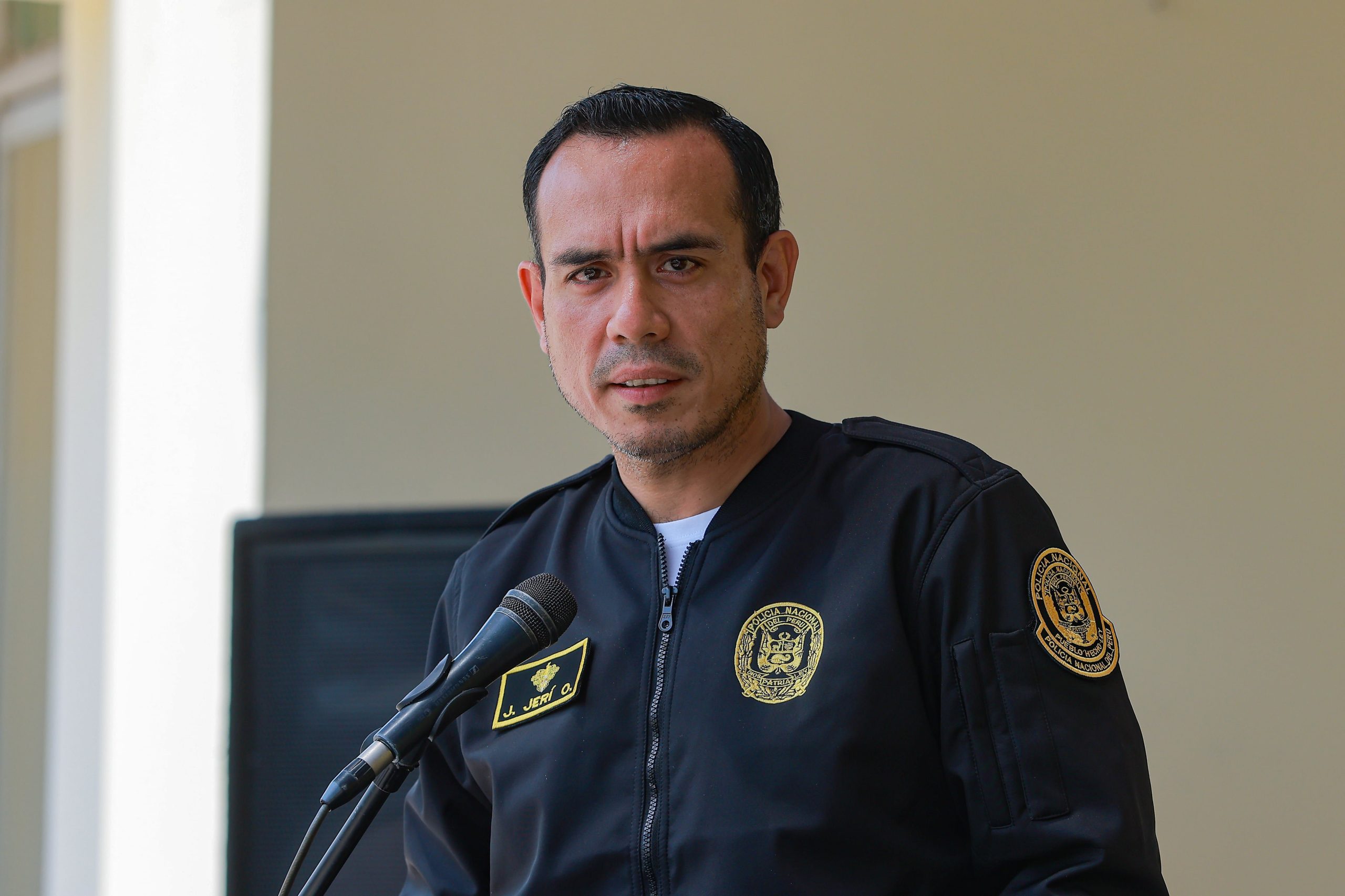 Según Shimabukuro, Yang facilitaba el acercamiento entre alcaldes, empresarios y congresistas para la adjudicación de órdenes de servicio y partidas presupuestales, especialmente durante el periodo de Jerí como presidente de la Comisión de Presupuesto