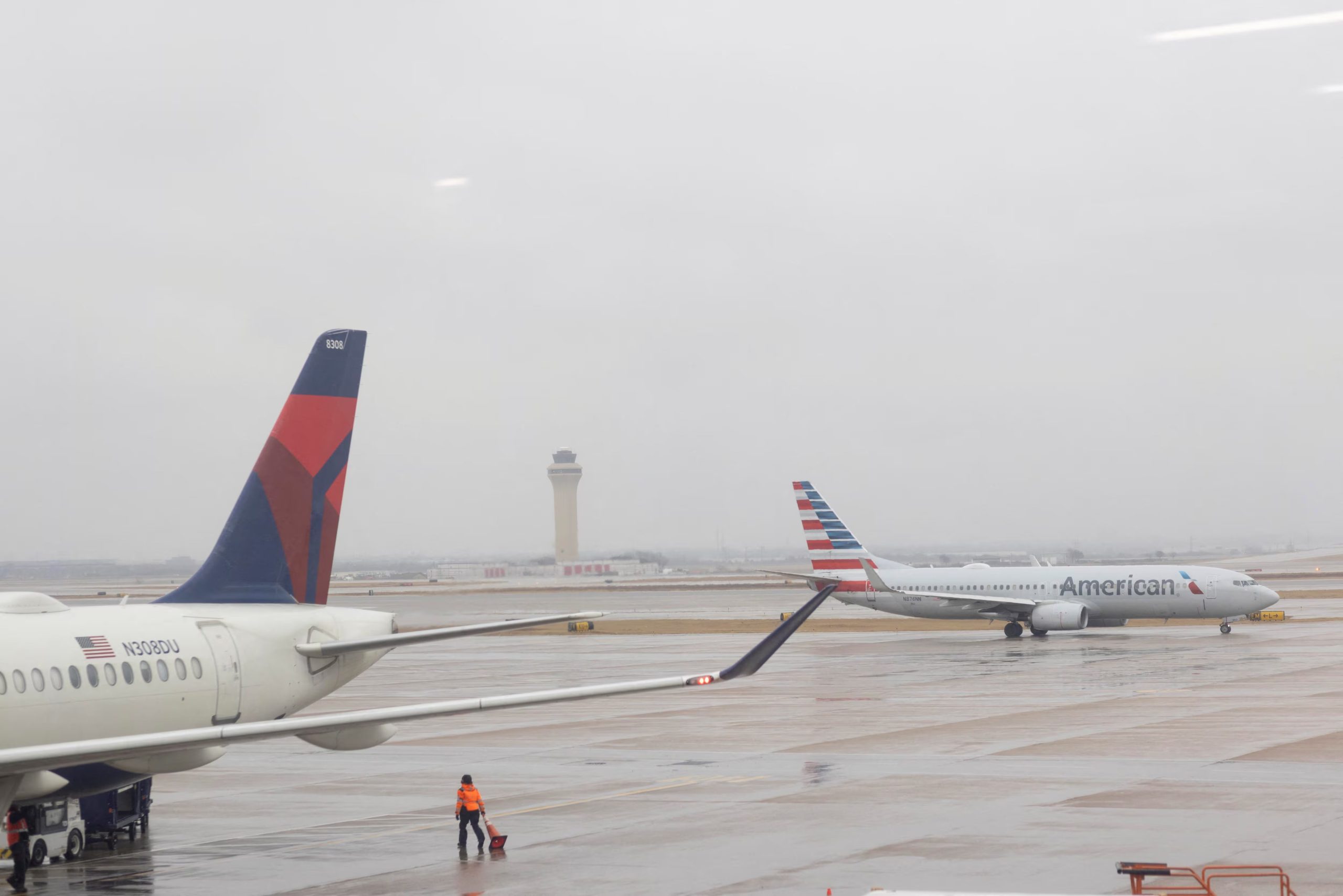 Aviones en Dallas (REUTERS/Alyssa Pointer)