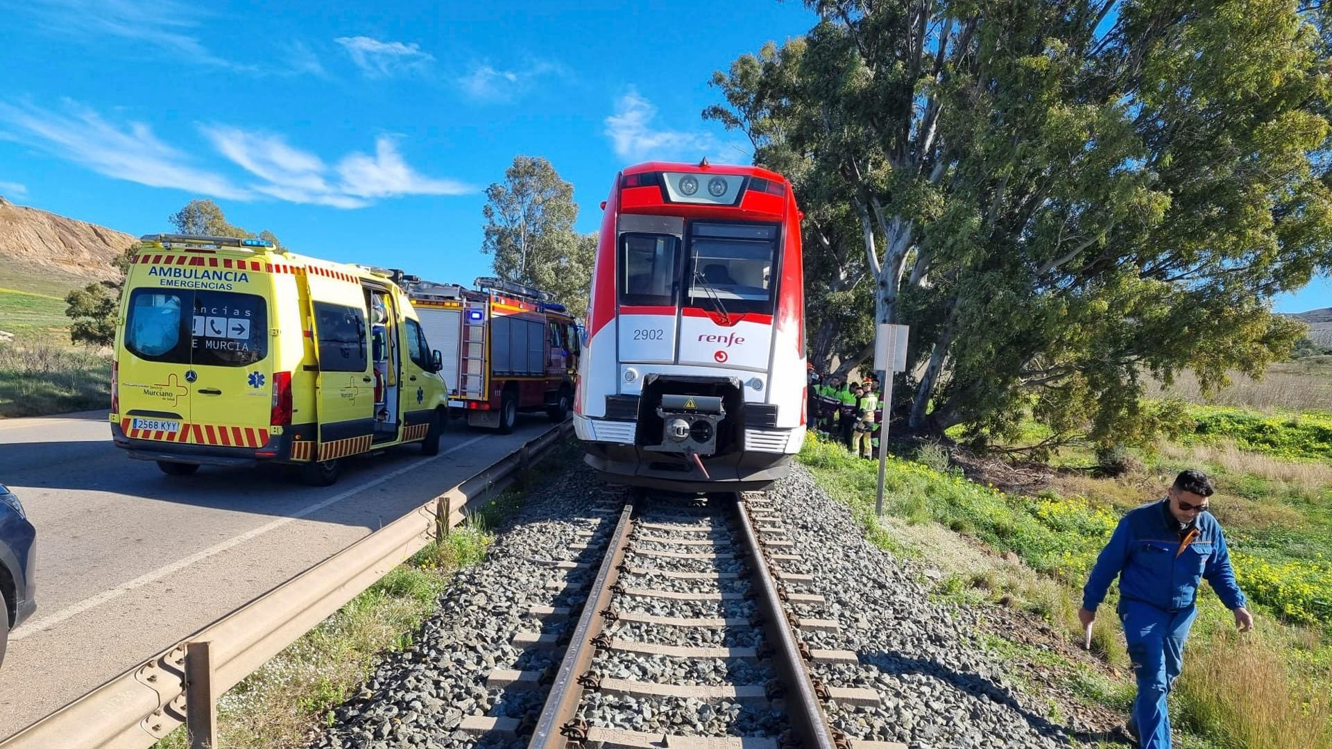 El FEVE de Cartagena accidentado este jueves (EFE)