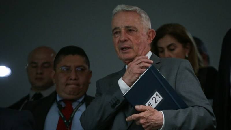 Petro acusó a Álvaro Uribe de liderar estrategias para desestabilizar la imagen de su administración ante Estados Unidos- crédito Colprensa
