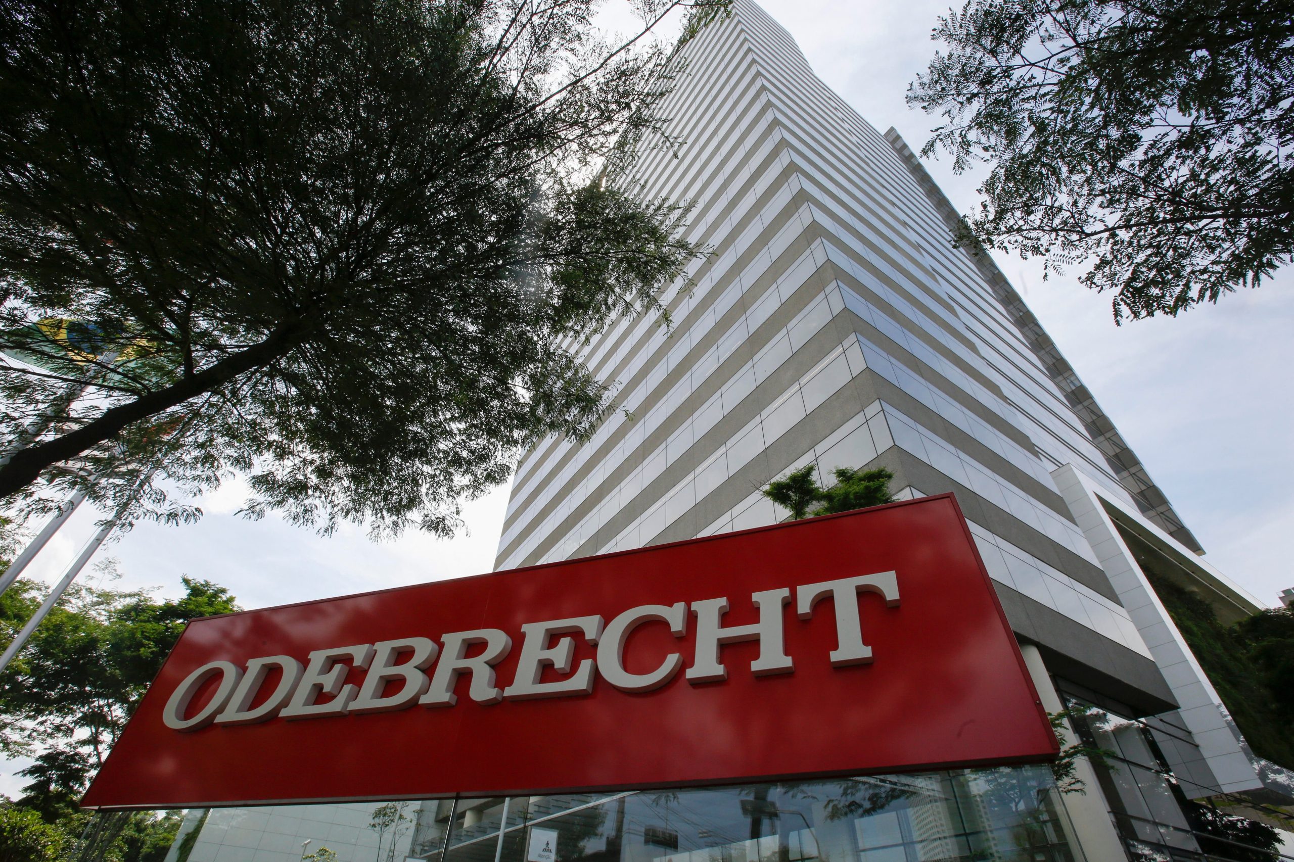 Fotografía de archivo que muestra el logo de la constructora Odebrecht. EFE/Sebastião Moreira