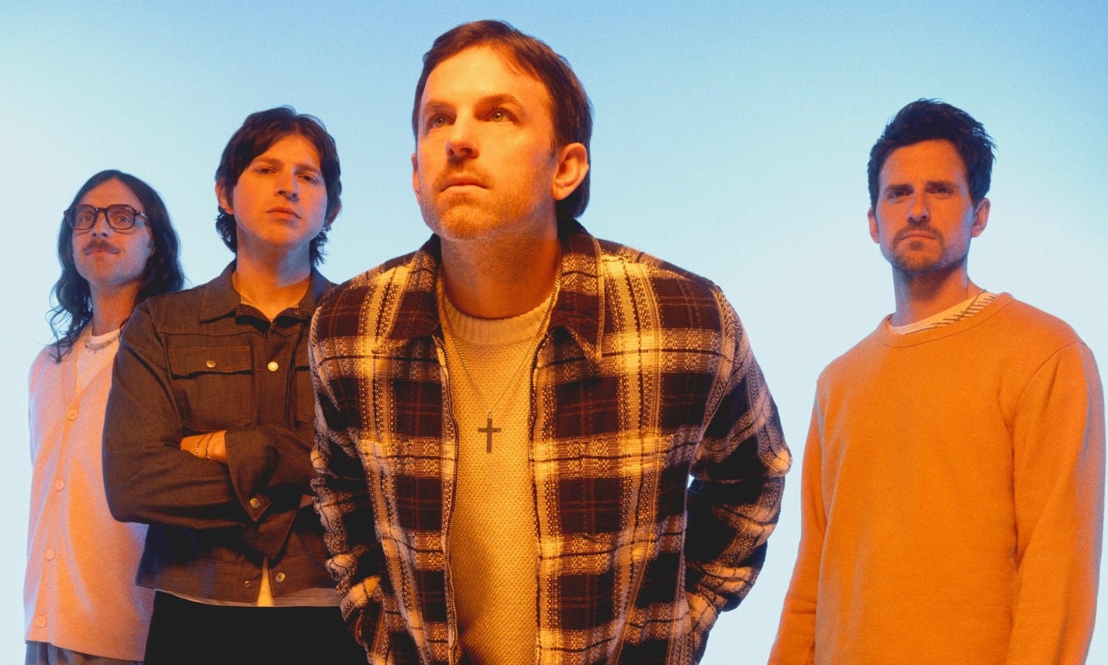 Pese al descenso global del rock, “Sex on Fire” encabezó listas en varios países y superó los desafíos de un mercado saturado (Instagram)