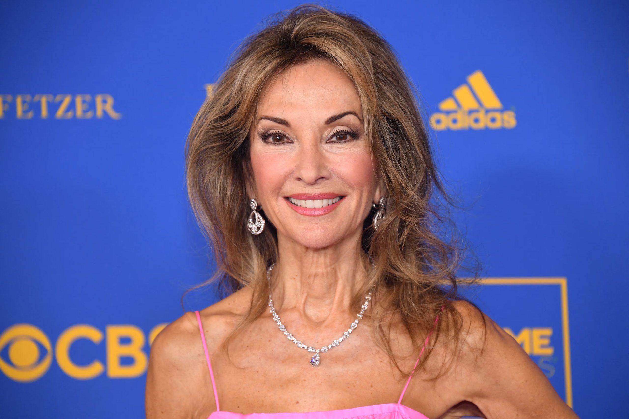 El mantra y las enseñanzas de Helmut Huber siguen inspirando a Susan Lucci a buscar luz y resiliencia en medio de la adversidad (REUTERS)