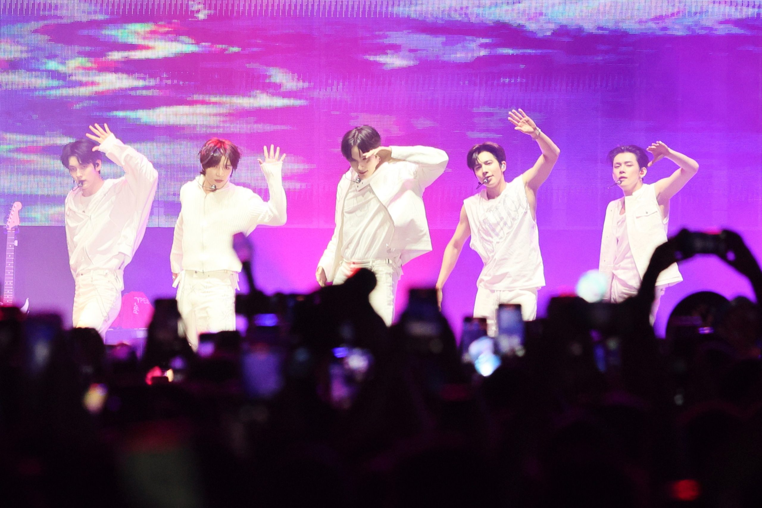 La banda sudcoreana Tomorrow X Together ya tuvo la oportunidad de visitar la Ciudad de México para un concierto en 2025. (Foto AP/Ginnette Riquelme)