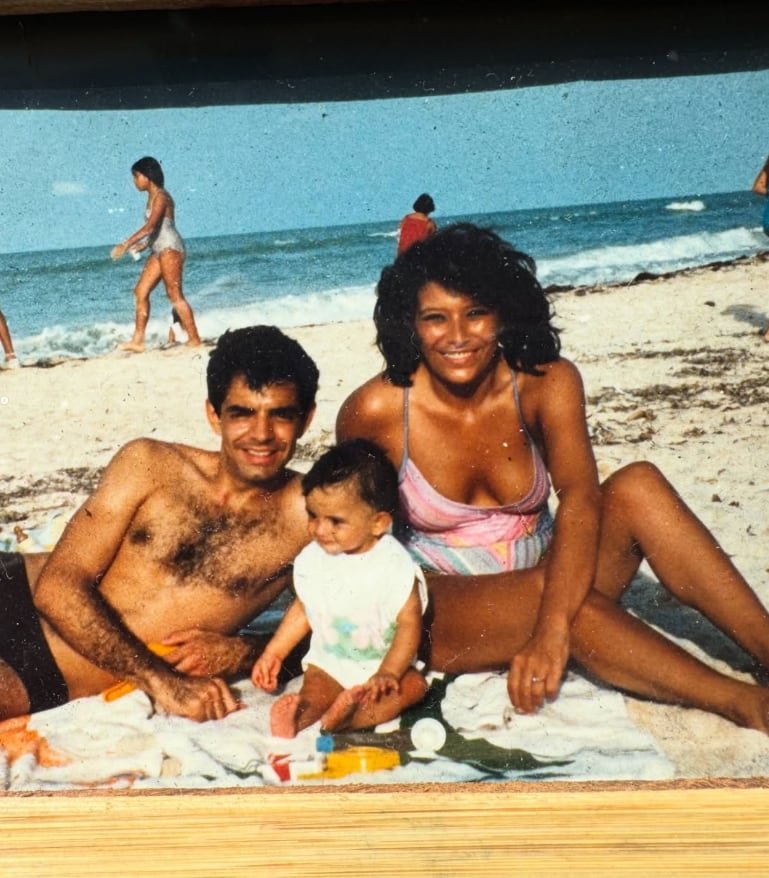 (IG: @aislinnderbez)