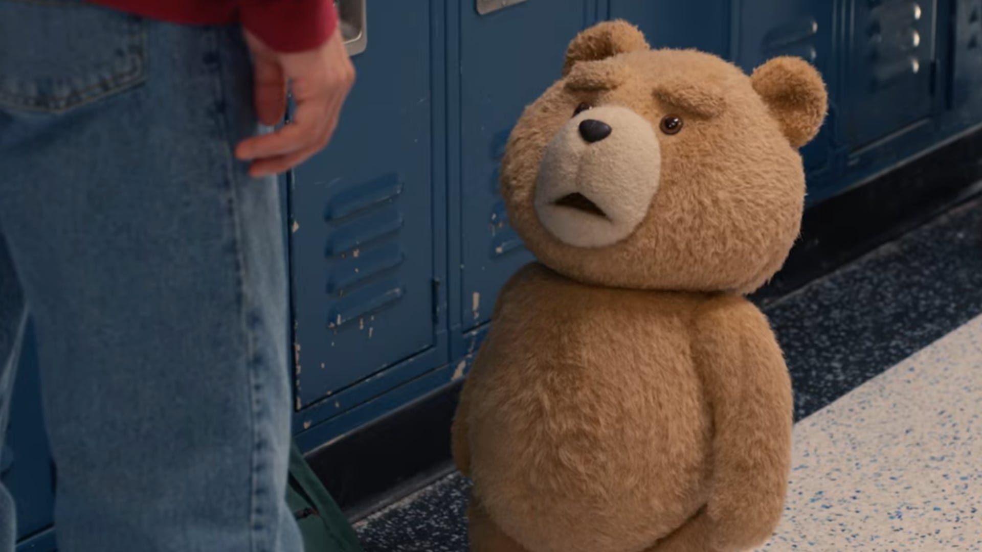 Seth MacFarlane lidera el equipo creativo y sigue dando voz al irreverente oso protagonista de la serie. (Universal+)