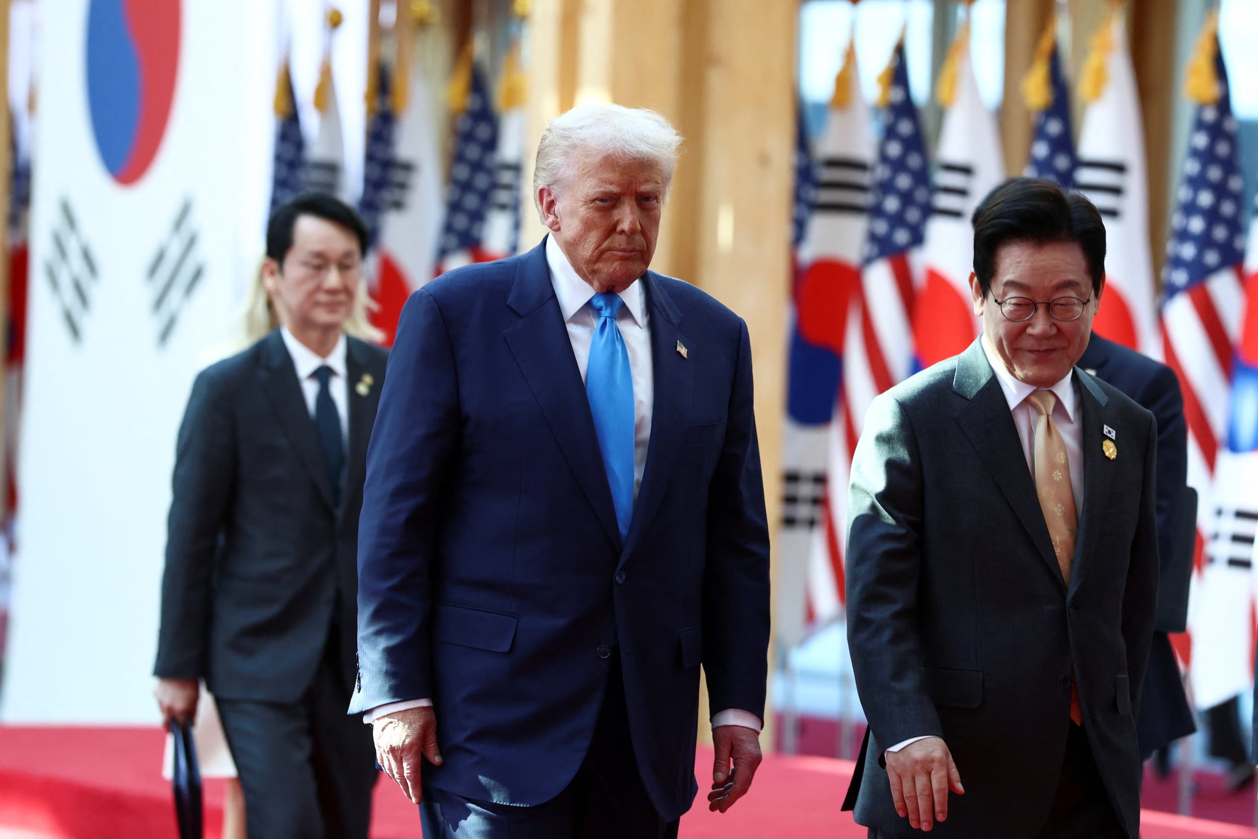 El presidente de Estados Unidos, Donald Trump, se reunió con el presidente de Corea del Sur, Lee Jae-myung, en noviembre de 2025 (REUTERS/Evelyn Hockstein/Archivo)
