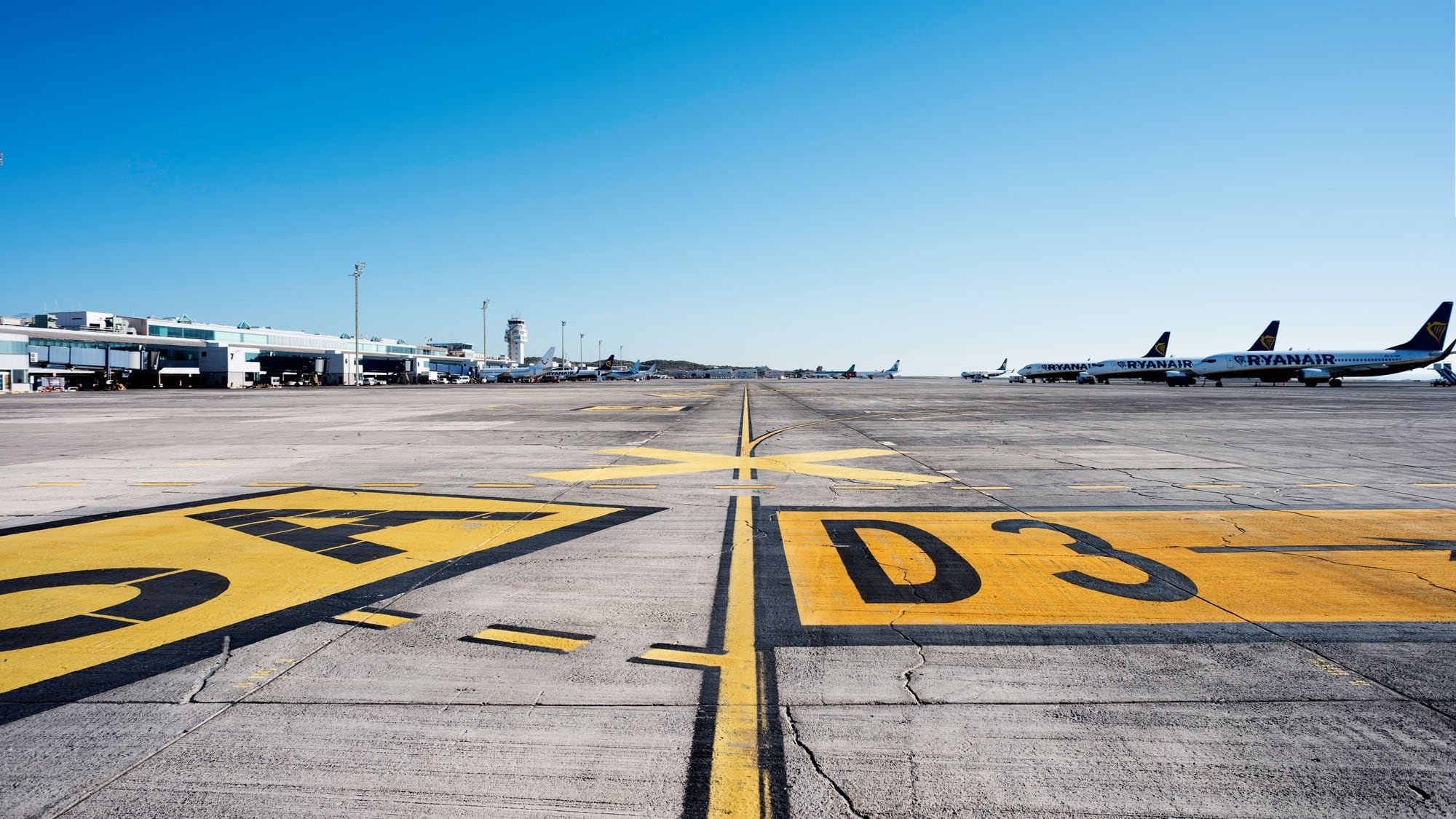 Pista de aterrizaje del aeropuerto de Tenerife Sur (Ministerio de Transportes)