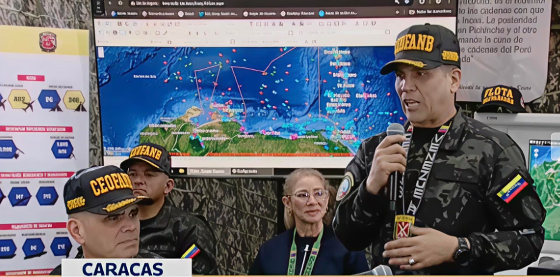 El Comandante Estratégico Operacional, GJ Domingo Antonio Hernández Lárez asegurándole a Nicolás Maduro que la FANB estaba desplegada y el terriotio asegurado