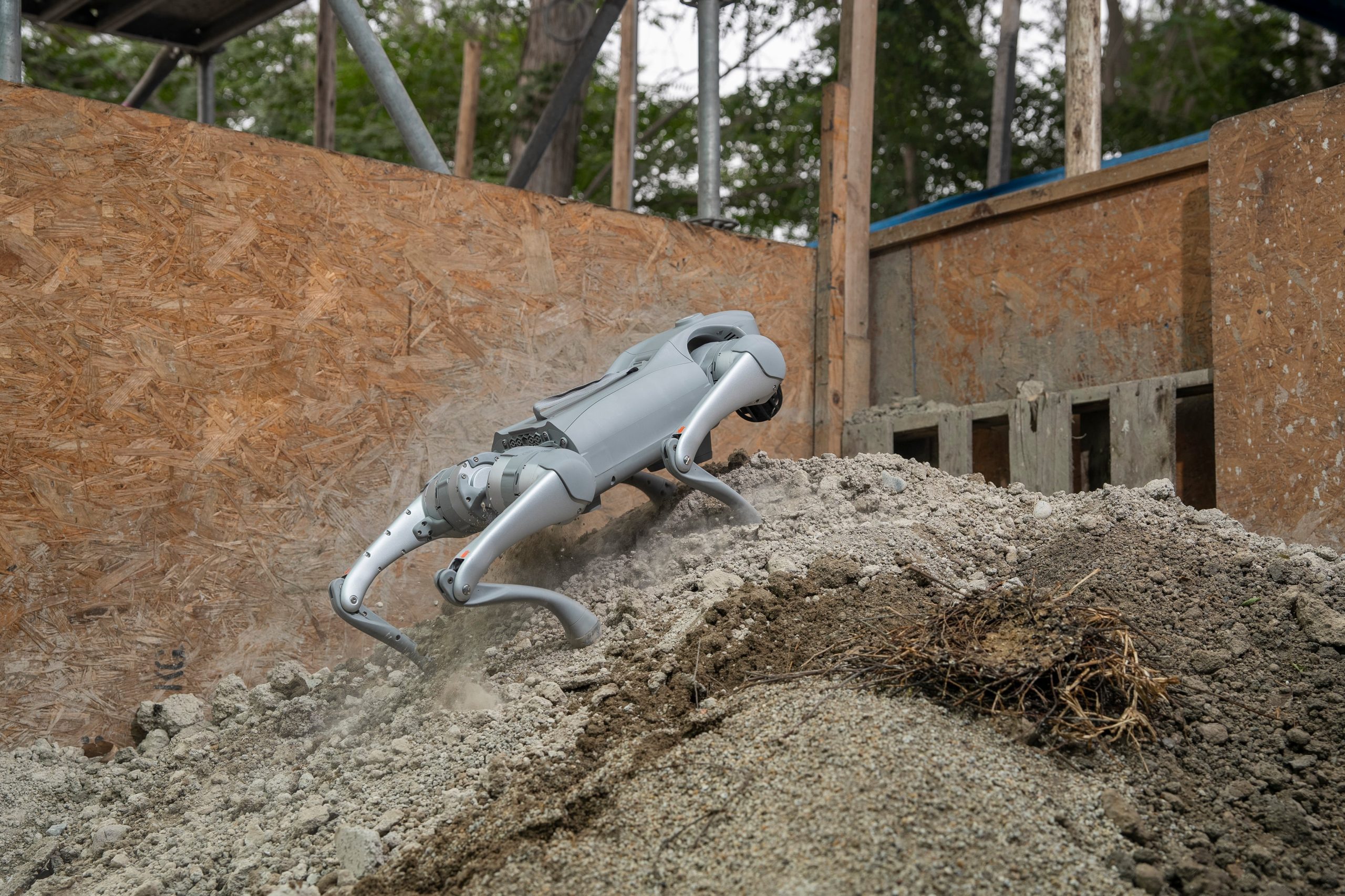 El primer objetivo de Alqo es documentar los restos del Arco del Puente, una estructura emblemática destruida en 1879. - Crédito: Universidad de Lima