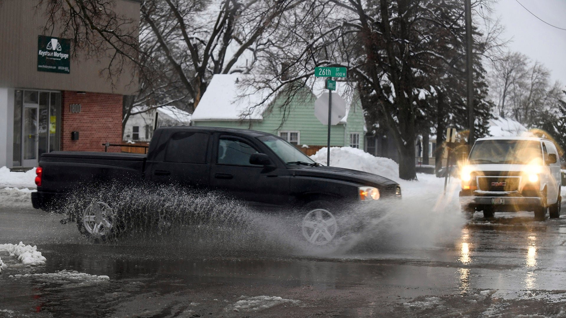 Las tormentas afectarán desde el suroeste al noreste del país, con riesgo elevado de clima extremo entre el 9 y el 11 de enero. (Erin Woodiel /The Argus Leader via AP)