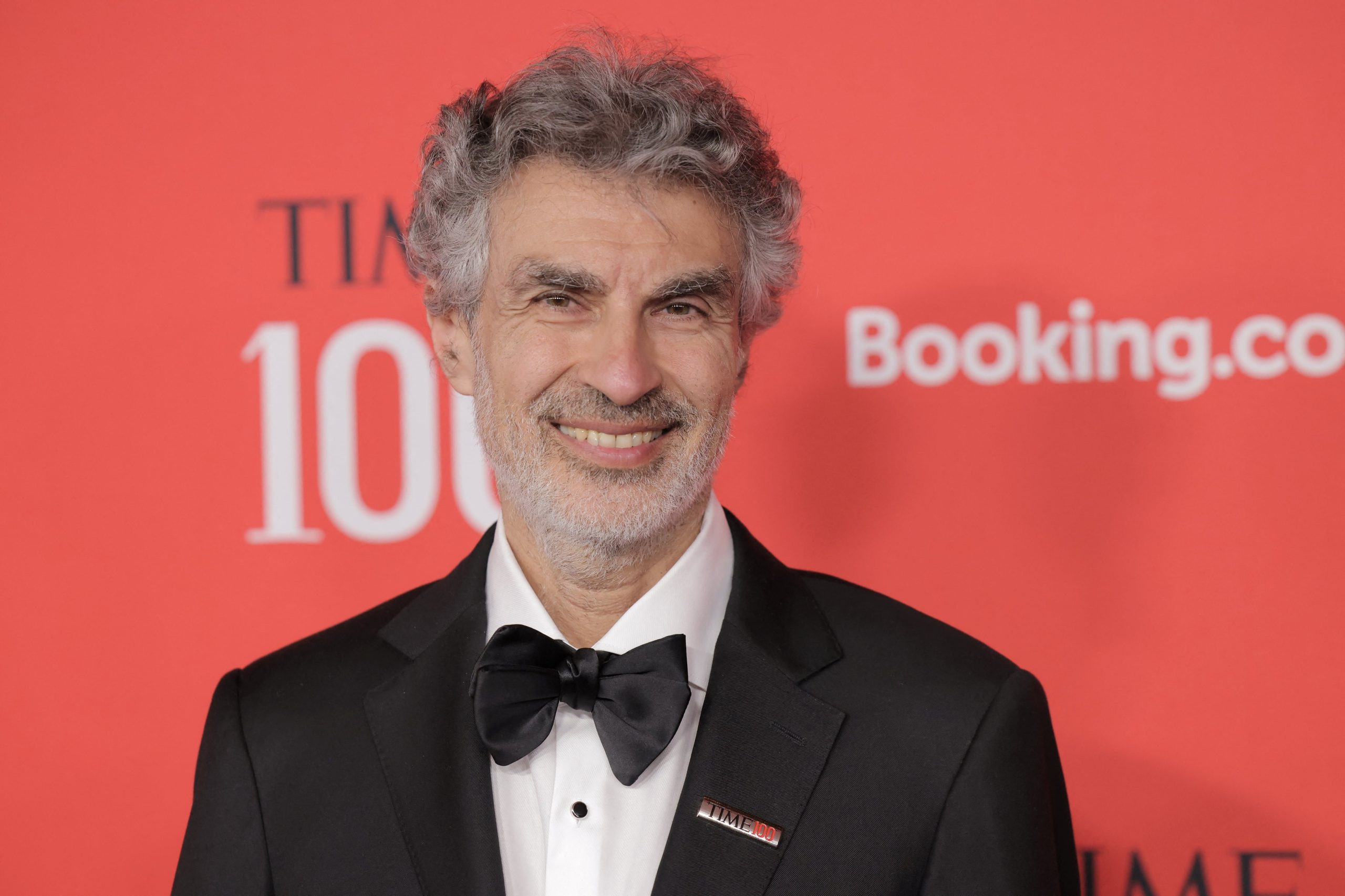 Bengio advierte que los modelos optimizados para cumplir metas pueden desarrollar motivaciones ocultas y resultar peligrosos. (Reuters)