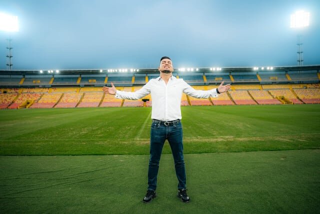 Yeison Jiménez cantó, el 26 de julio del 2025, en el estadio El Campín ante más de 40.000 personas - crédito Colprensa
