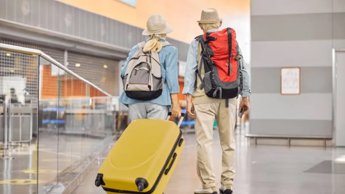 Para evitar contratiempos y demoras, los adultos mayores pueden solicitar acompañamiento desde que ingresan a la estación aérea hasta que abordan el avión