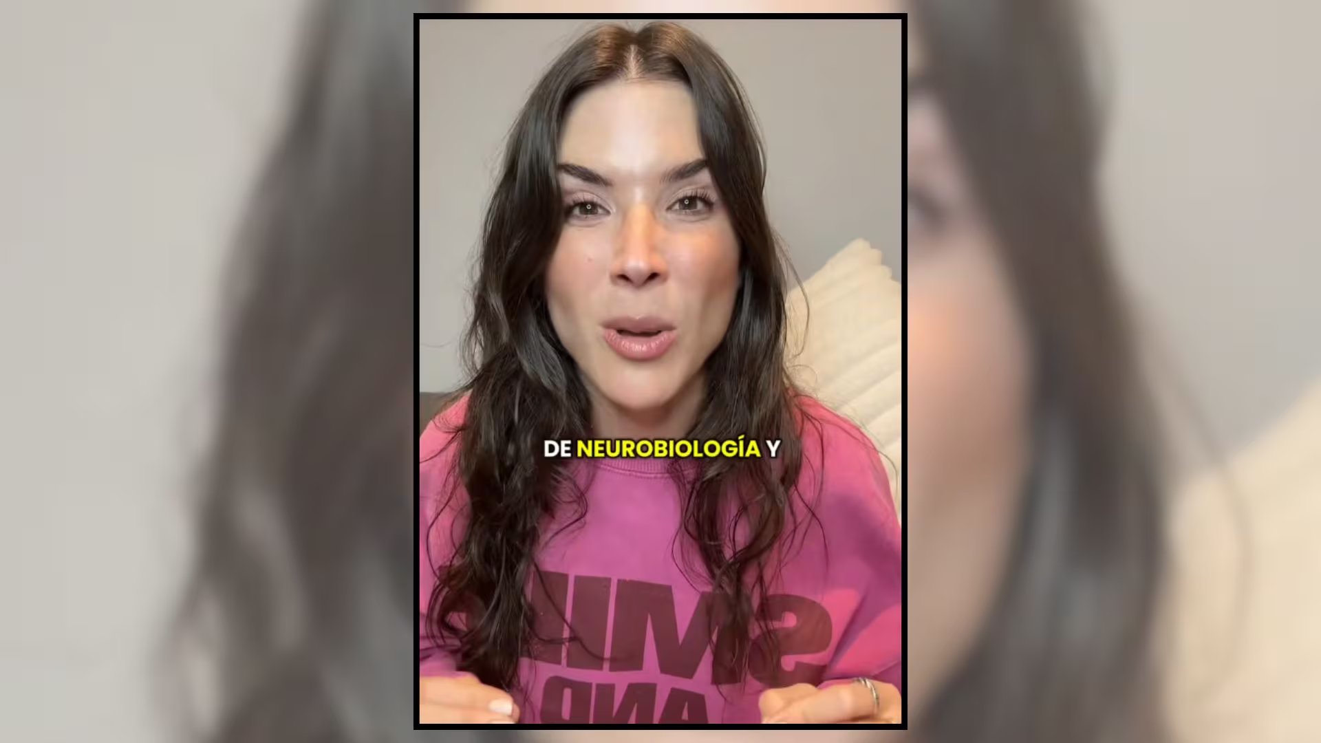 Andrea Anaya usa a Puncha para explicar la teoría del apego (@andreaanayaalos)