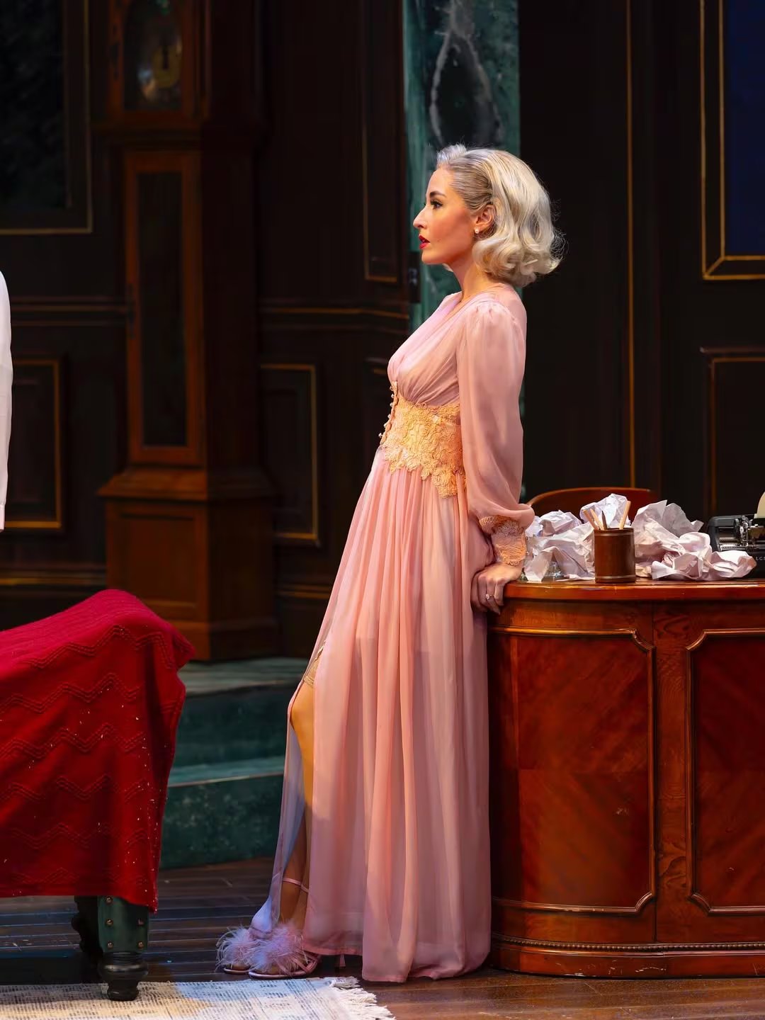 La versatilidad artística de Allison Scagliotti-Smith incluye incursiones en la música, el teatro y proyectos independientes que ampliaron su perfil profesional (Instagram/wittyhandle)