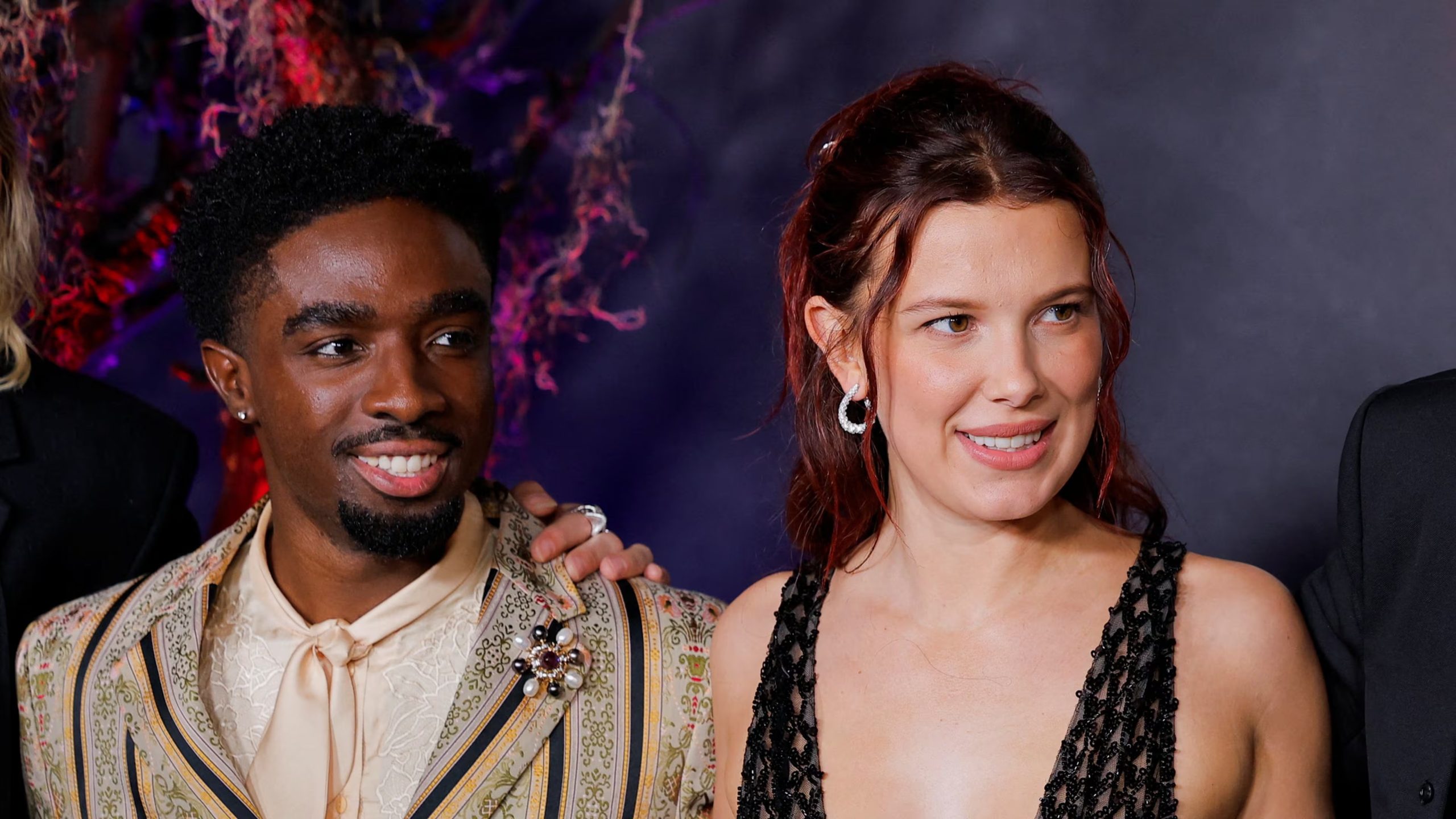 La postura de McLaughlin sobre Eleven generó una reacción directa de Millie Bobby Brown, demostrando el fuerte lazo entre el elenco y los personajes 
(REUTERS/Mike Blake)