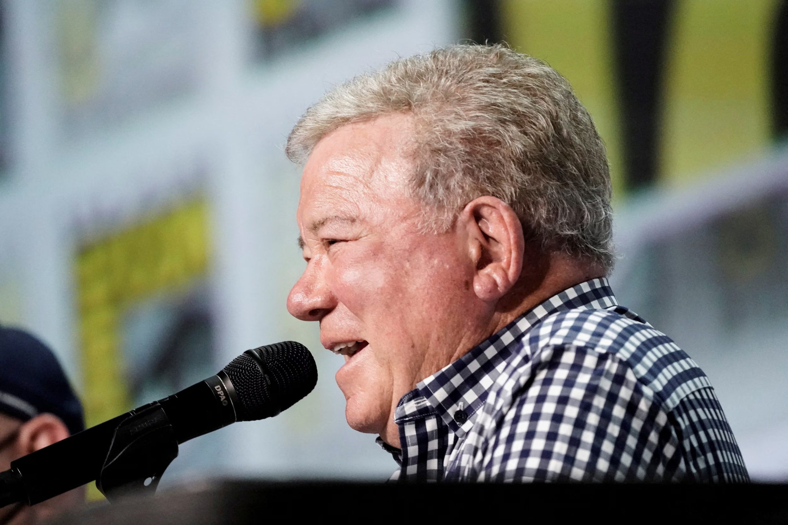 La diversidad estilística del disco de William Shatner se refleja en la mezcla de metal clásico y sonidos contemporáneos grabados en estudios internacionales
(REUTERS/Bing Guan/File Photo)