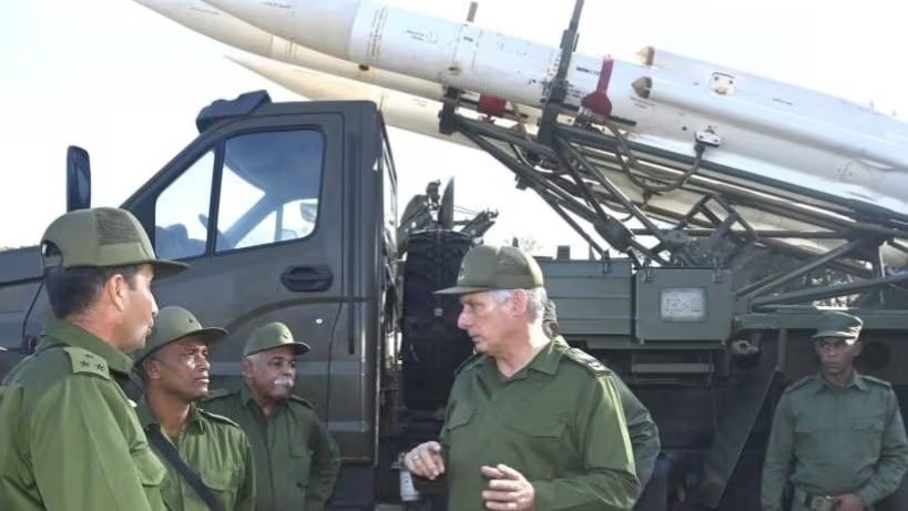 El dictador Miguel Díaz-Canel supervisó los ejercicios (Roberto Morales en X)
