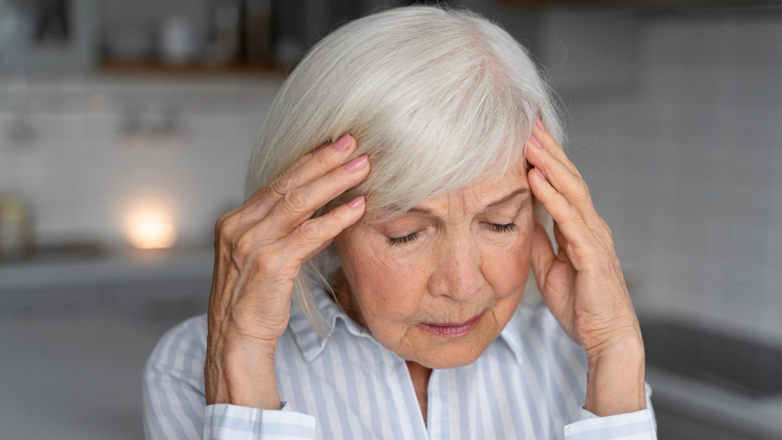 Un mal descanso y el déficit crónico de sueño incrementan la acumulación de beta-amiloide, un marcador esencial del Alzheimer y del deterioro cognitivo (Imagen Ilustrativa Infobae)