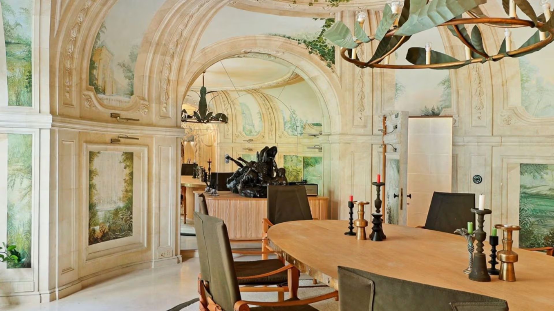 La vivienda de la actriz en el distrito 16 de París conserva la arquitectura y los materiales originales. / Imagen de archivo