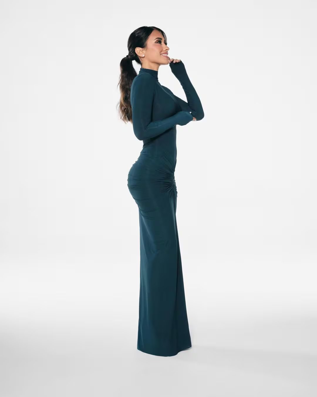 Antonela Roccuzzo anunció que es embajadora de una marca de cosméticos