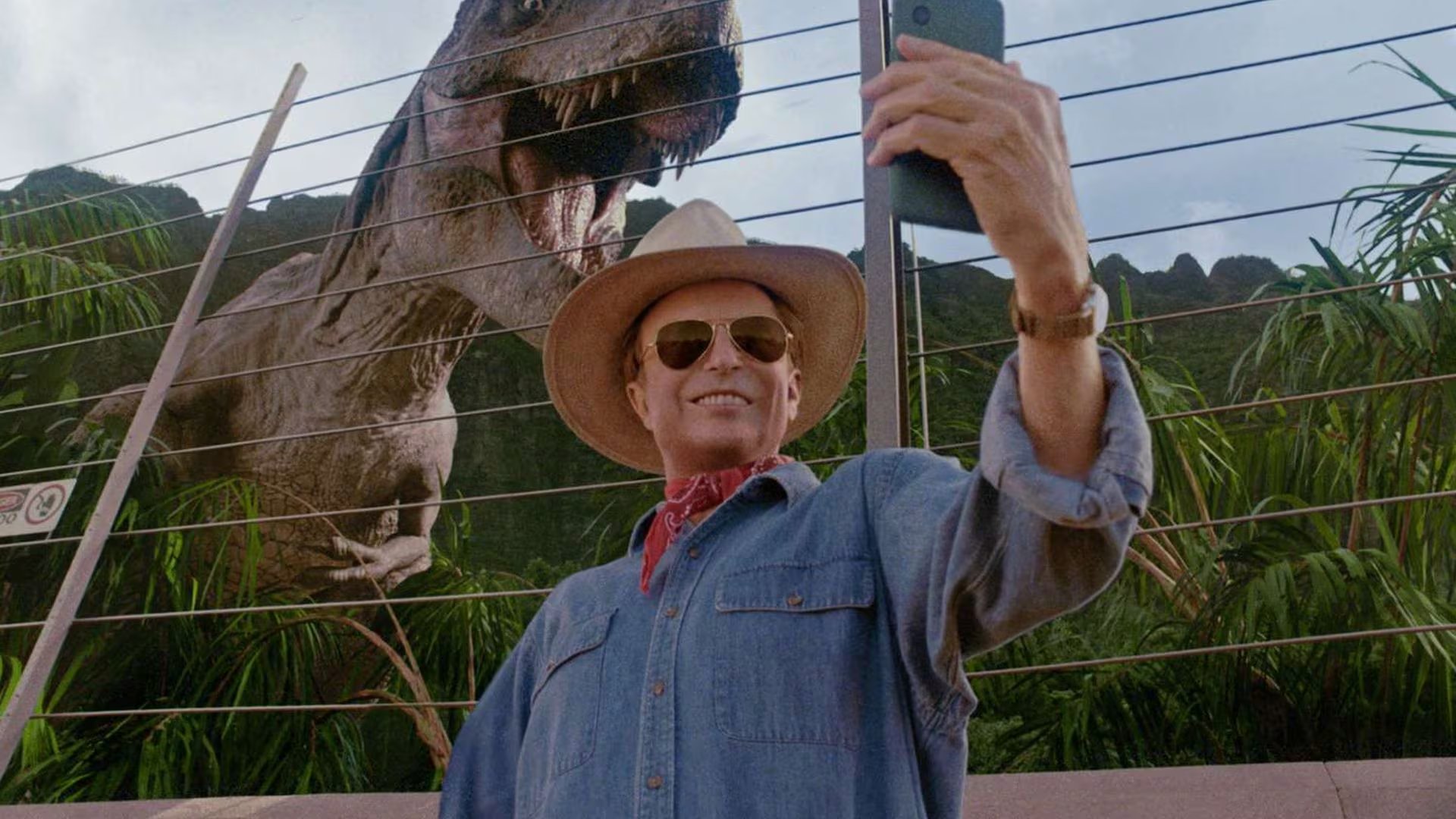 Sam Neill, Laura Dern y Jeff Goldblum regresan digitalmente rejuvenecidos para dar vida a los icónicos personajes de la franquicia (Xfinity)