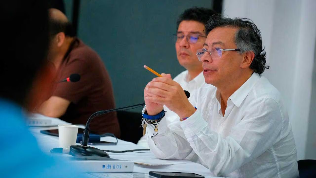 La situación actual evidencia tanto la determinación del Gobierno frente al narcotráfico como la dificultad de contener riesgos a la integridad presidencial, en un entorno de alianzas criminales volátiles y violencia persistente - crédito Ovidio González/Presidencia de la República