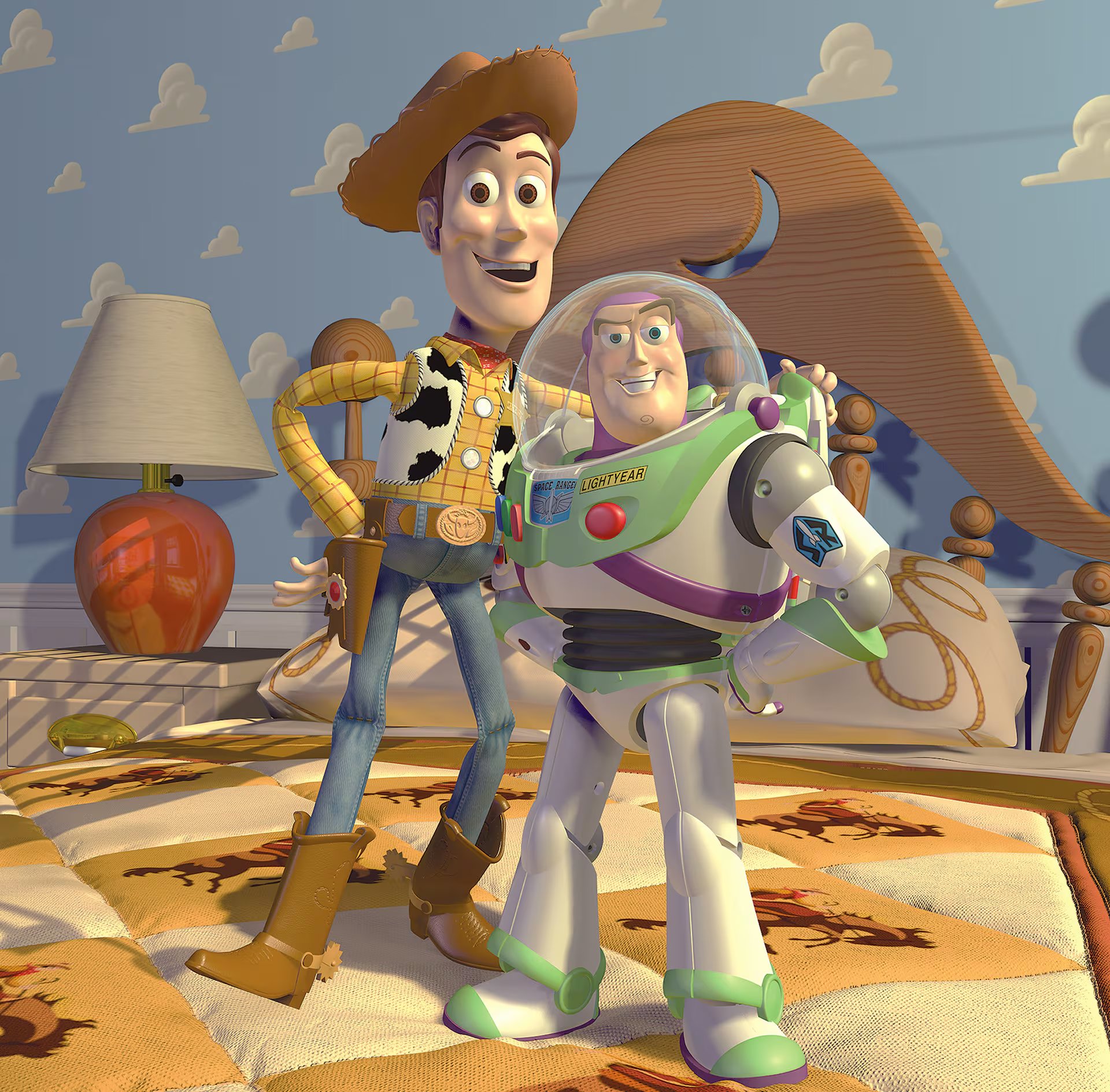 La figura de acción Buzz Lightyear surgió de la fusión entre los trajes de la NASA y el diseño militar de G.I. Joe, aportando realismo al personaje