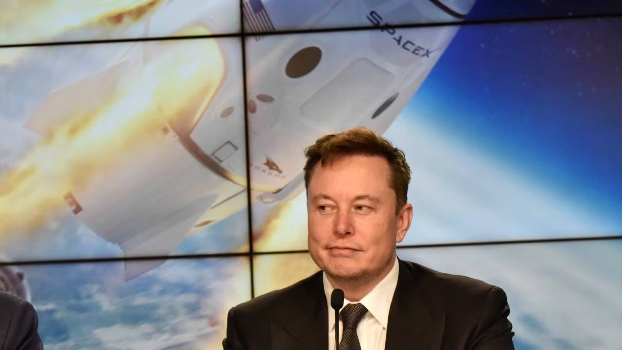 El anuncio de Musk reaviva el debate global sobre las prioridades de la exploración espacial y la sostenibilidad en la Tierra. (Reuters)