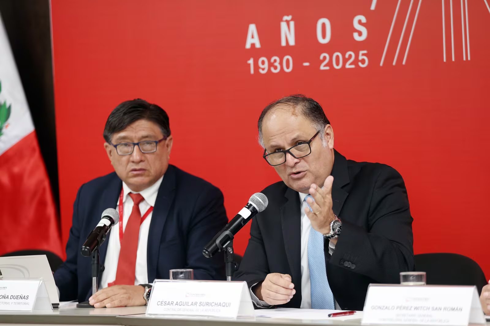 El contralor César Aguilar Surichaqui de la Contraloría General de la República (CGR) del Perú, pide que el Ministerio de Economía retorne a la Contraloría los fondos que fueron devueltos al final del año 2024. (Foto: Contraloría)