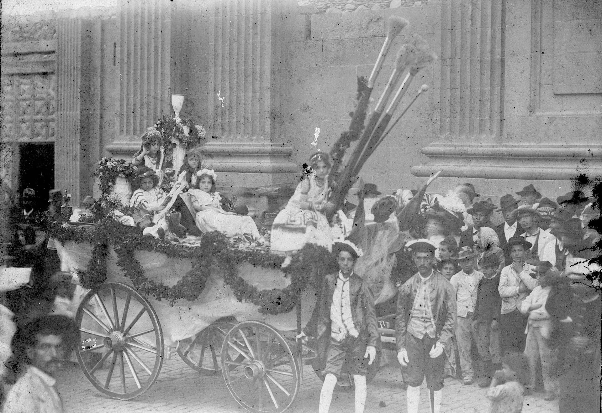 Durante los días previos a la Cuaresma, las calles se convertían en escenarios de excesos, juegos públicos y bromas, elementos distintivos del carnaval en la península Ibérica (Wikipedia)