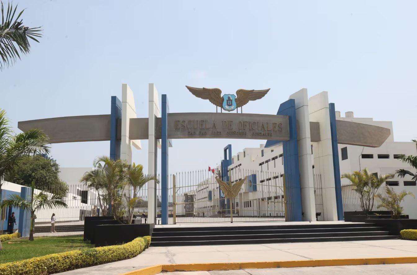 Fuerza Aérea del Perú despliega operativo tras perder contacto con helicóptero militar. Facebook/ La Fuerza Aérea del Perú/ Andina.