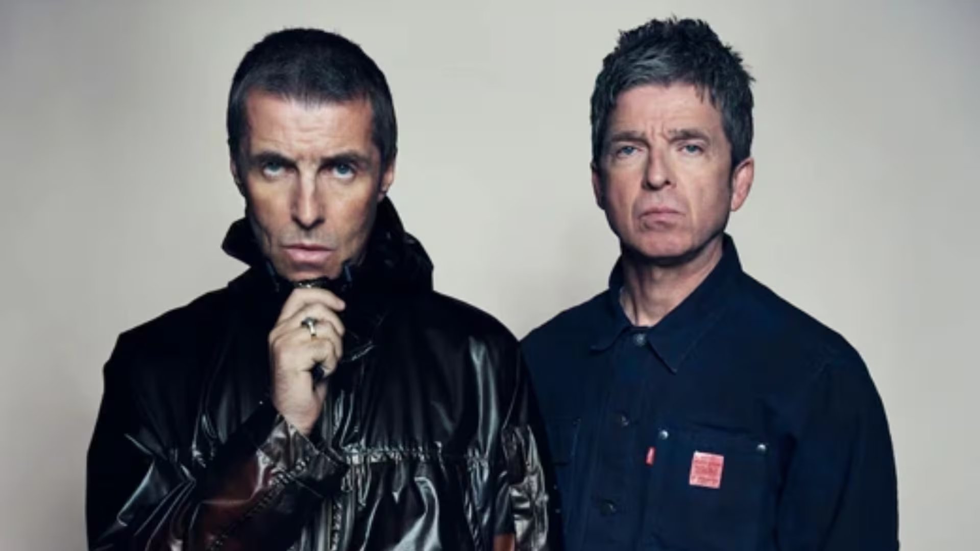 Oasis vivió un inicio caótico en su primera gira europea de 1994, peleando con hinchas del Chelsea F.C. y siendo deportados tras disturbios en un ferry (Instagram/Oasis)