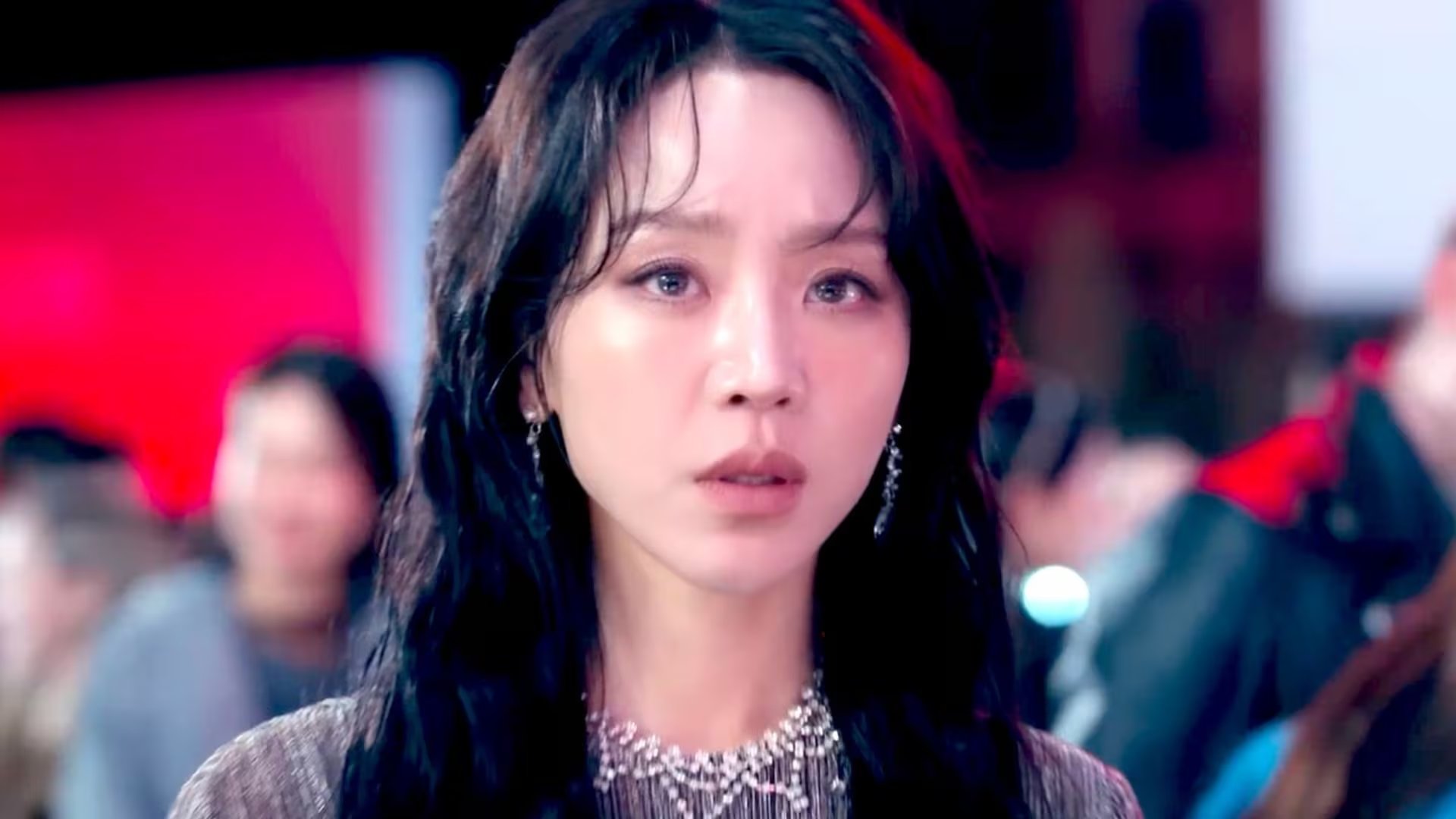 El final deje abierto el futuro que enfrentará Sarah. (Captura de video)