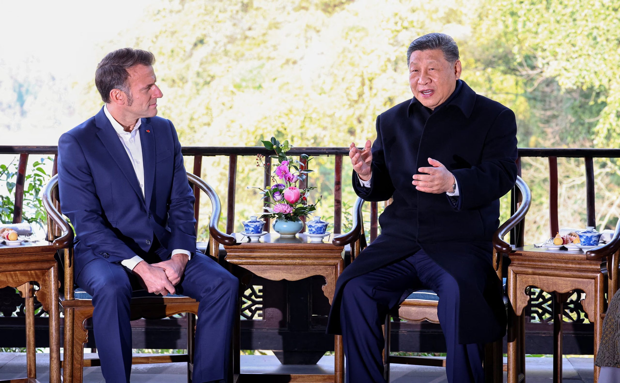 Emmanuel Macron y Xi Jinping han sostenido encuentros bilaterales marcados por desacuerdos comerciales crecientes (Reuters)