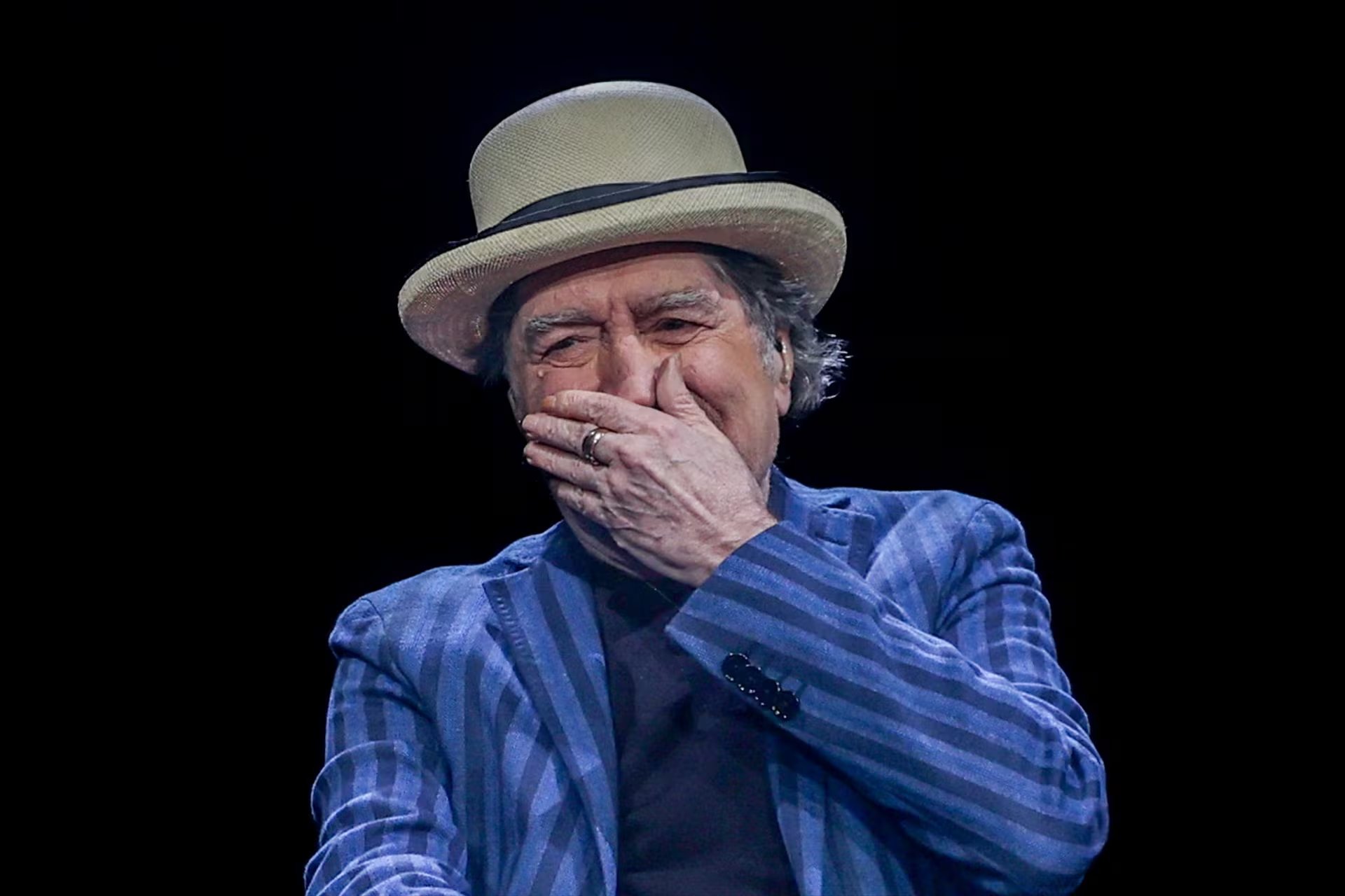 El artista español gestiona su retiro con estabilidad financiera gracias a la administración conjunta de Ultramarinos Finos y su esposa Jimena Coronado 
Ricardo Rubio / Europa Press