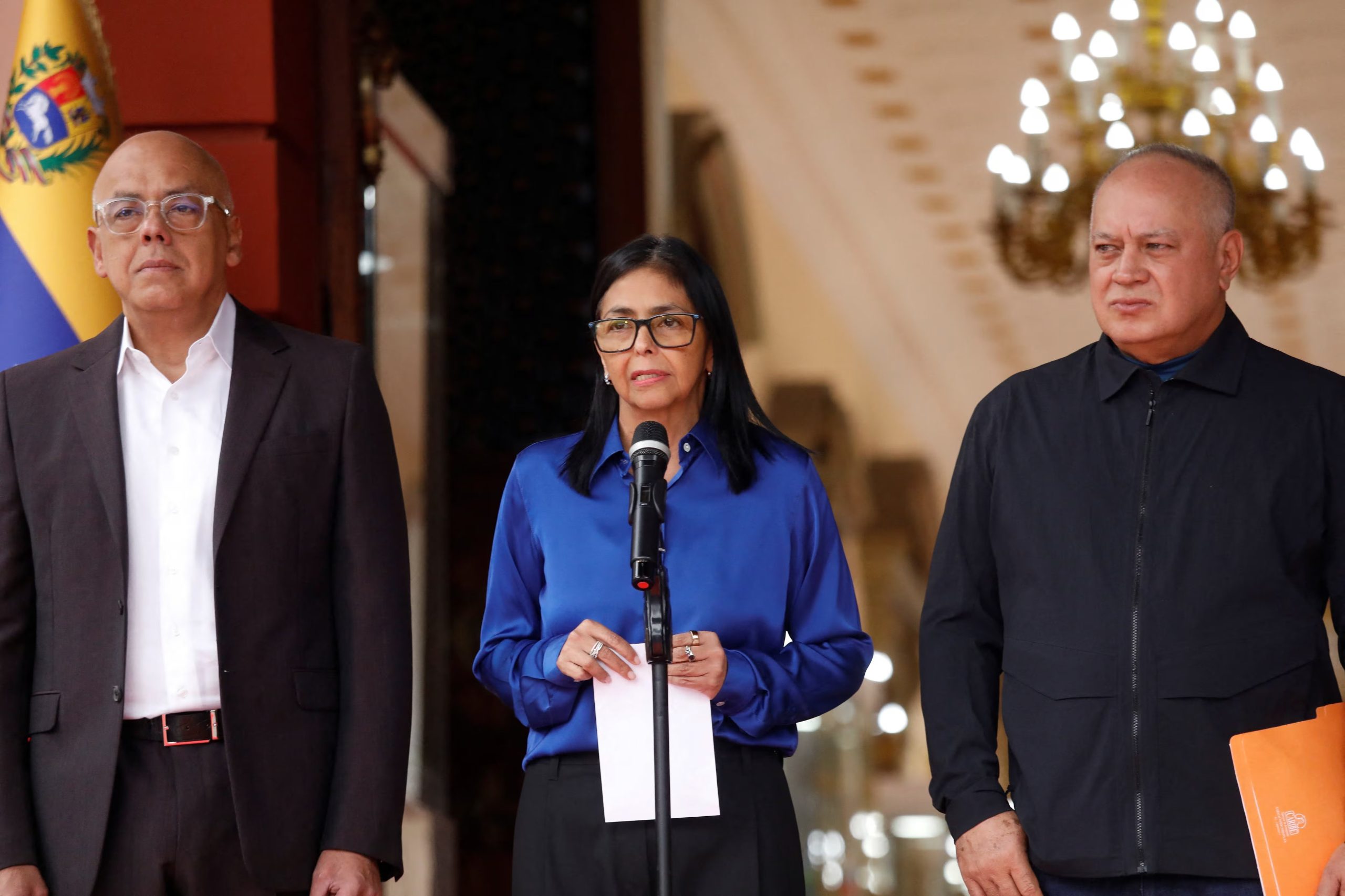 El gobierno venezolano impulsa una reorientación de su modelo económico hacia una economía de mercado y mayor apertura a la inversión extranjera (REUTERS/ARCHIVO)